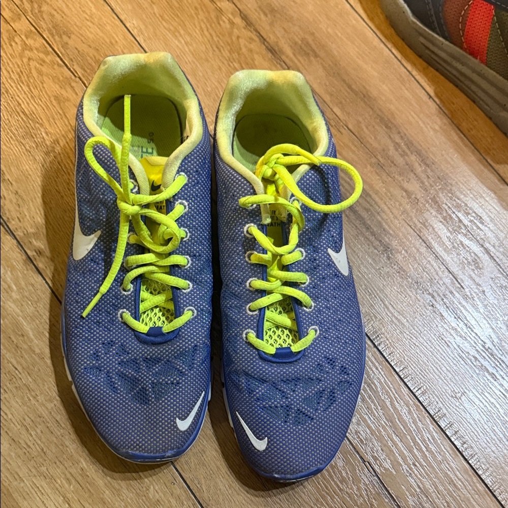 Women purple and highlighted Yellow running Shoes Size US 9